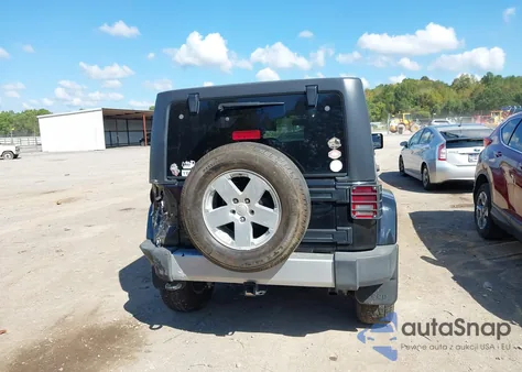 2014 Jeep Wrangler Unlimited Sahara from USA, damaged, VIN 1C4BJWEG9EL292753